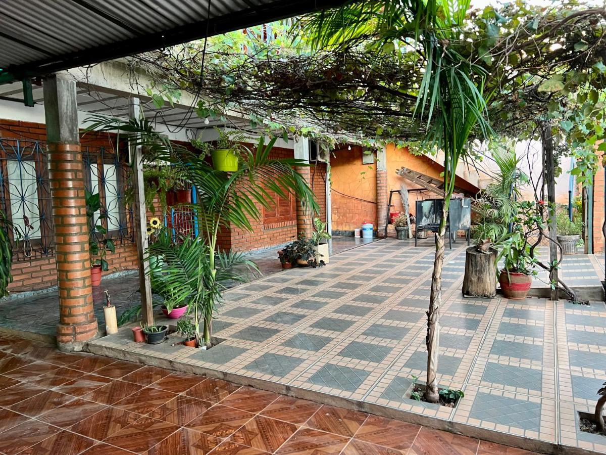 Apart Nicolas Puerto Iguazú Exterior foto